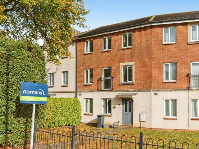 Bristol, BS7 4 bed terraced house to rent £2,400 pcm £554 pw