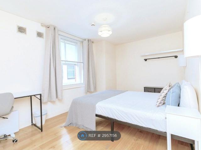 Bristol City Centre, Bristol BS1, 1 bed flat to rent, £1,600 pcm | PrimeLocation