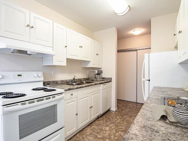 Bristol Place 2 Bedroom Apartment for Rent at 86 Bell St, Red Deer, AB T4R 1M8 Bower