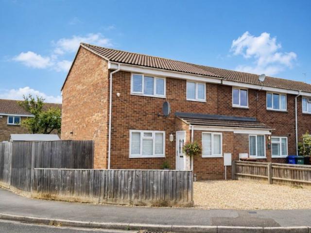 Bristol Rd, Bicester OX26, 3 bed semi detached house to rent, £1,650 pcm | PrimeLocation