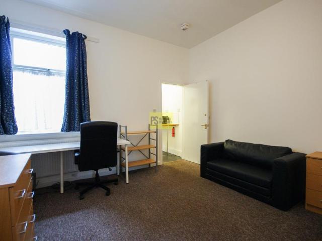 Bristol Road, Birmingham B29 Studio to rent £1,000 pcm £231 pw