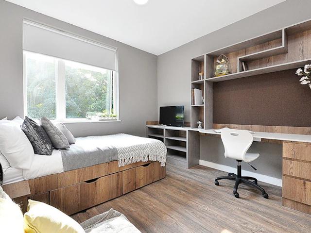 Bristol Road, Birmingham B29, Studio to rent, £1,170 pcm | PrimeLocation