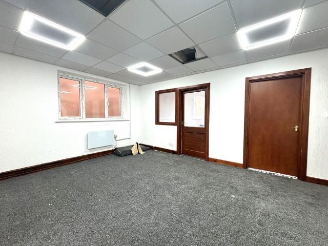 Bristol Road South, Birmingham, B31 2 bed house to rent £1,000 pcm £231 pw