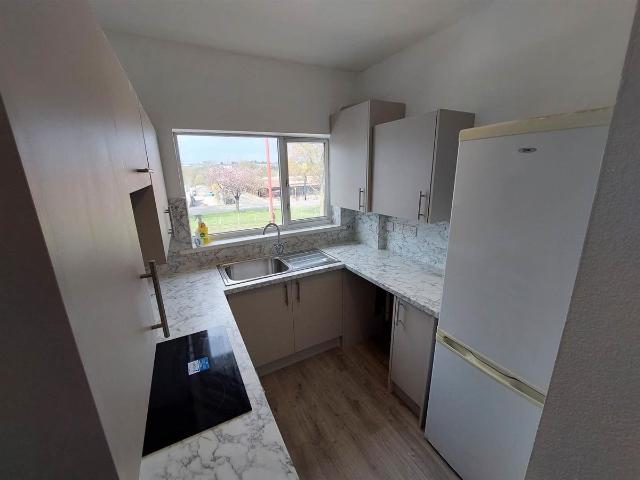 Bristol Road South, Rednal, Birmingham B45, 2 bed flat to rent, £950 pcm | PrimeLocation
