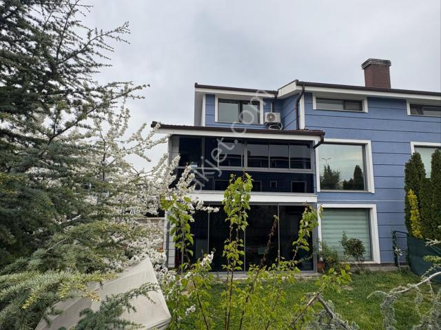 Brk’dan Gölbaşında Satılık Villa