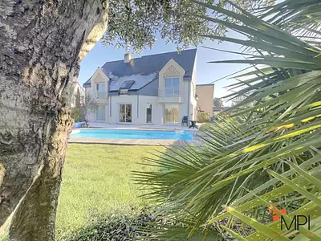 Bruz 35170 Achat / Vente maison 8 pièces t8 au dernier étage