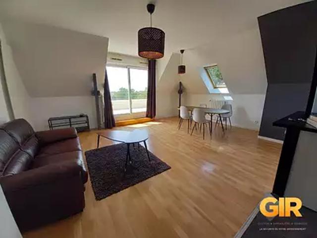 Bruz 35170 Location appartement 3 pièces t3 au dernier étage terrasse
