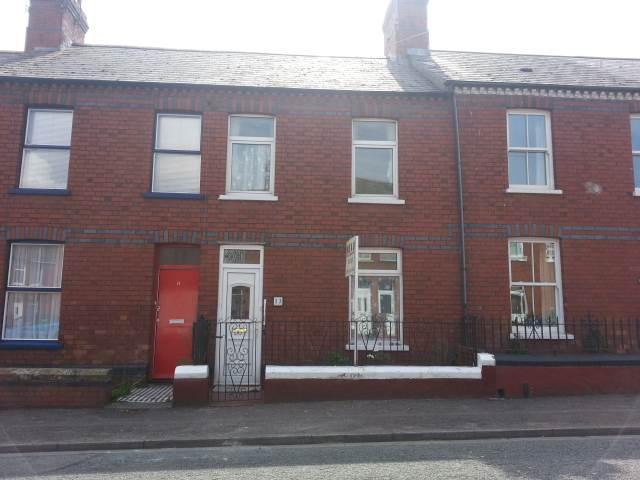 Bruce Street, Cathays, Cardiff, CF24 4PJ 2 bed terraced house to rent £1,050 pcm £242 pw