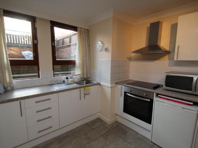 Brudenell Avenue, Leeds LS6 3 bed house to rent £1,755 pcm £405 pw