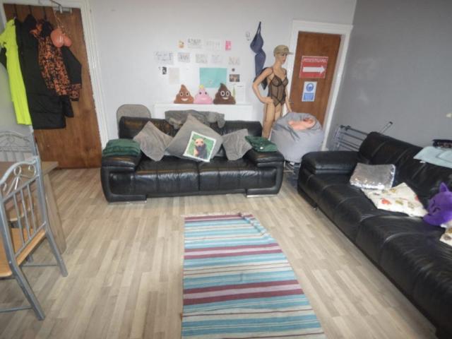 Brudenell Mount, Leeds LS6 7 bed terraced house to rent £585 pcm £135 pw