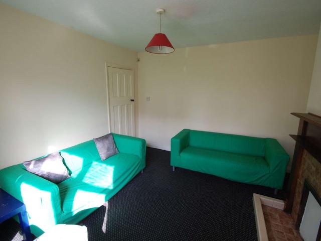 Brudenell Road, Hyde Park, Leeds LS6, 3 bed terraced house to rent, £1,560 pcm | PrimeLocation