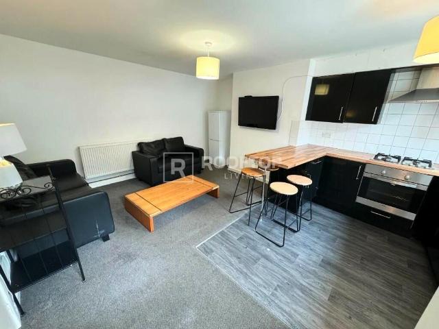 Brudenell View, Leeds LS6, 4 bed shared accommodation to rent, £2,340 pppm | PrimeLocation