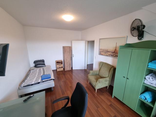 Brught Studio close to Station Neustadt, Dresden Amsterdam Apartments for Rent