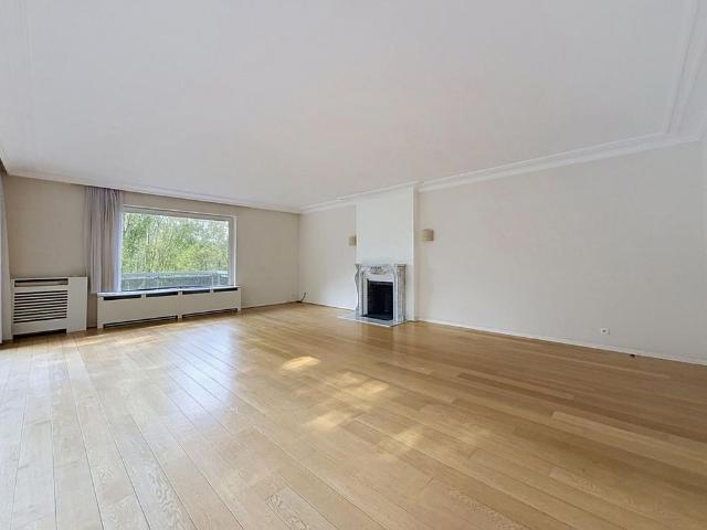 Brugmann / Walzin Park: Beautiful 4 bedroom apartment