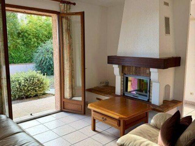 BRUGUIERES CENTRE VILLAGE. VILLA T4 DE PLAIN PIED 106 M² +GARAG
