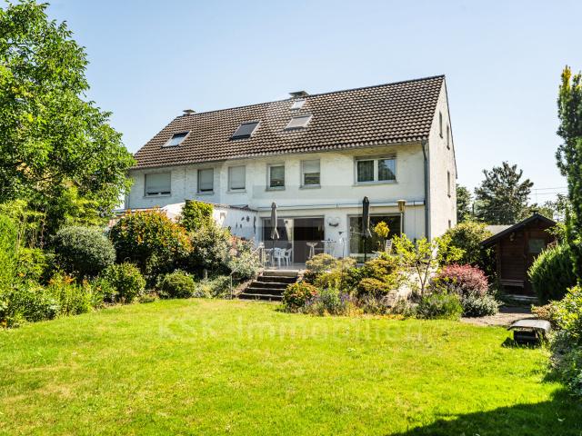 Brühl: Familienhaus mit traumhaftem Garten in idealer Lage!