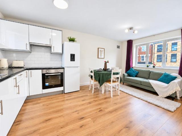 Brunel House, Harrow Road, Kensal. 2 bed apartment to rent £2,496 pcm £576 pw
