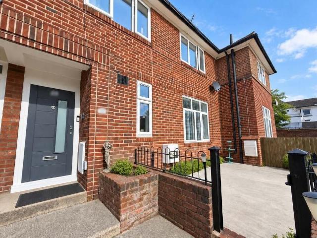 Brunel Road, London SE16, 5 bed terraced house to rent, £3,850 pcm | PrimeLocation