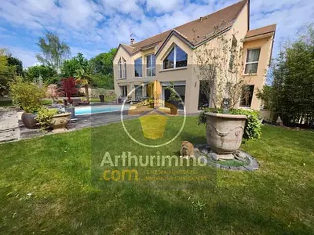 Brunoy 91800 Achat / Vente maison 10 pièces t10 piscine