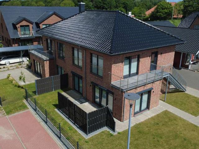 Brunsbüttel/Elbe/NO Kanal: Sonnige Neubau Eigentumswohnung im Zentrum zu verkaufen!