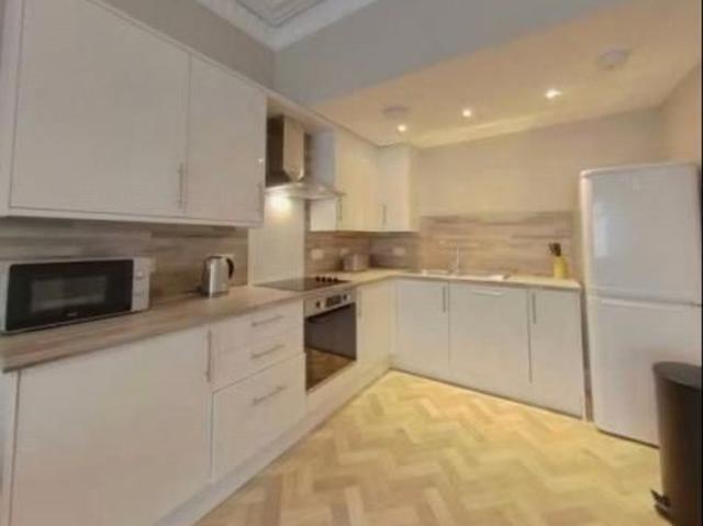 Brunswick Street, Hillside, Edinburgh, Hillside, Edinburgh EH7, 3 bed flat to rent, £2,400 pcm | PrimeLocation