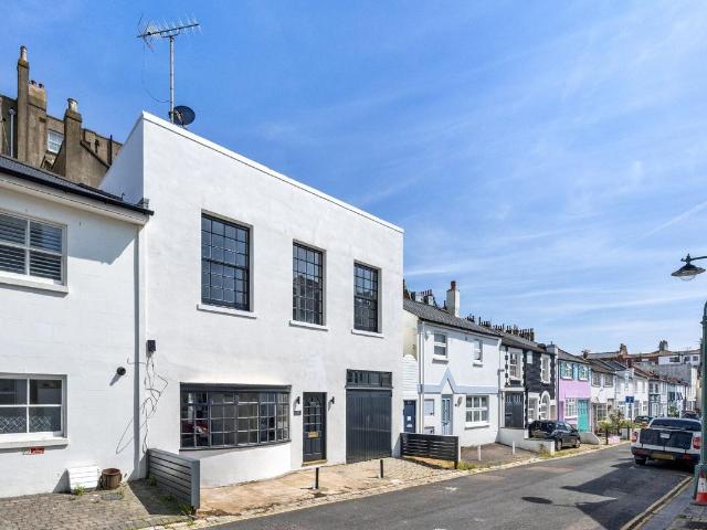 Brunswick Street West, Hove BN3, 3 bed property to rent, £2,950 pcm | PrimeLocation