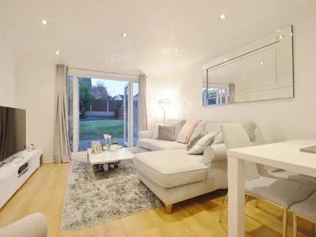 Brunswick Place, Rayleigh, Property for rent