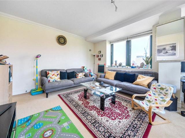 Brunswick Road, Ealing W5, 2 bed flat to rent, £2,250 pcm | PrimeLocation