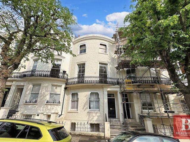 Brunswick Road, Hove 2 bed apartment to rent £1,700 pcm £392 pw