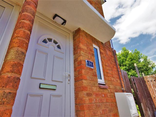 Brunswick Road, Sparkbrook, Birmingham B12, 1 bed maisonette to rent, £800 pcm | PrimeLocation