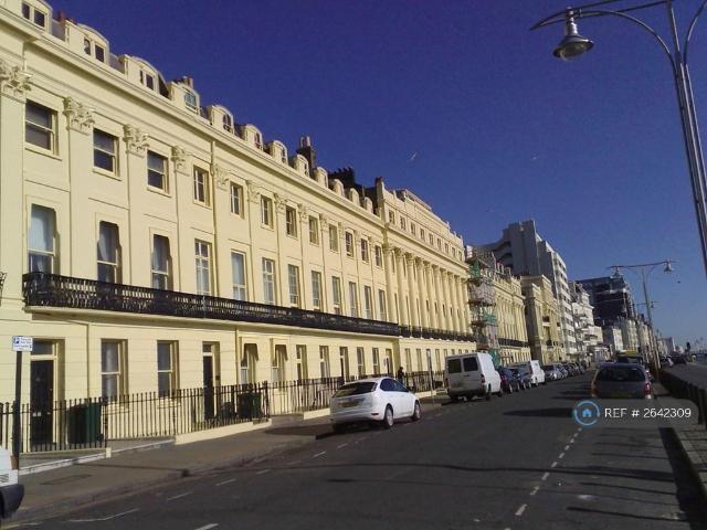 Brunswick Terrace, Hove, BN3 2 bed flat to rent £2,250 pcm £519 pw