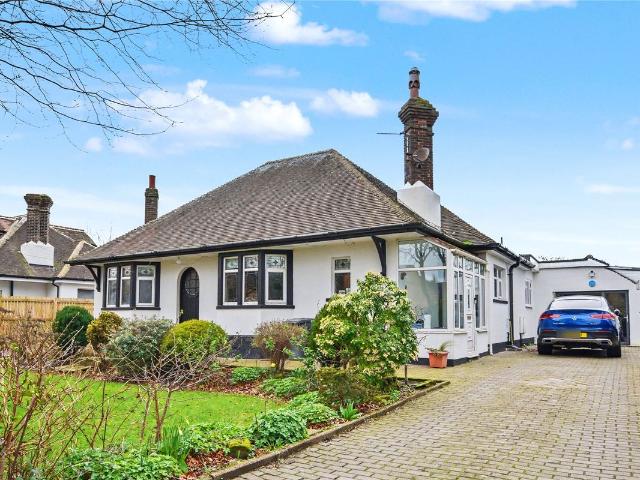 Bruntcliffe Road, Morley, Leeds, West Yorkshire LS27, 4 bed bungalow to rent, £2,250 pcm | PrimeLocation