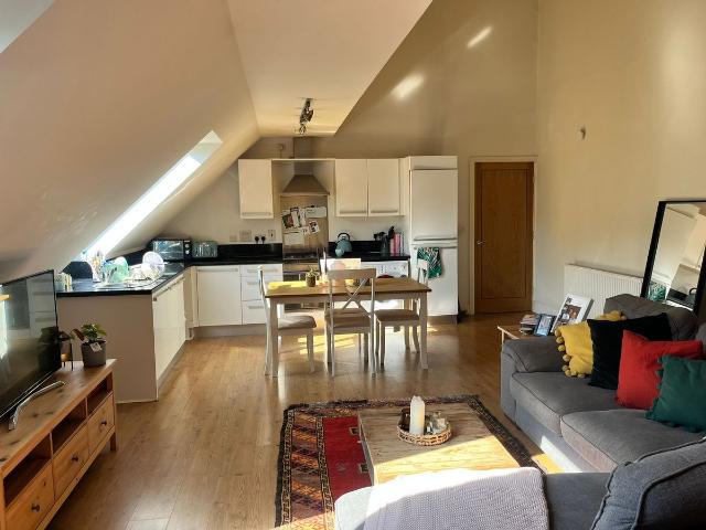 Bruntcliffe Road, Morley, Leeds LS27, 2 bed property to rent, £1,050 pcm | PrimeLocation