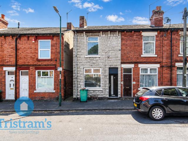 Brushfield Street, Nottingham NG7, 3 bed end terrace house to rent, £950 pcm | PrimeLocation