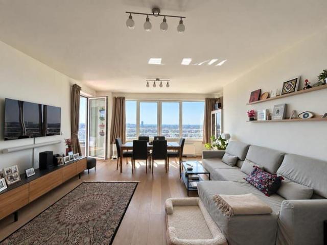 BRUSSELS Apartment in the Upsite tower