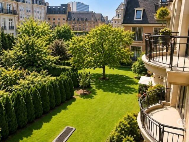 BRUSSELS CITY CENTRE – EXCEPTIONAL ± 130 M² APARTMENT – 2 BE