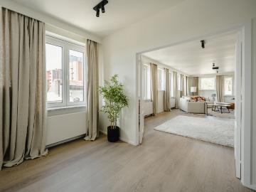 1050, Bruxelles-Capitale - Tuin, Parkeerplaats