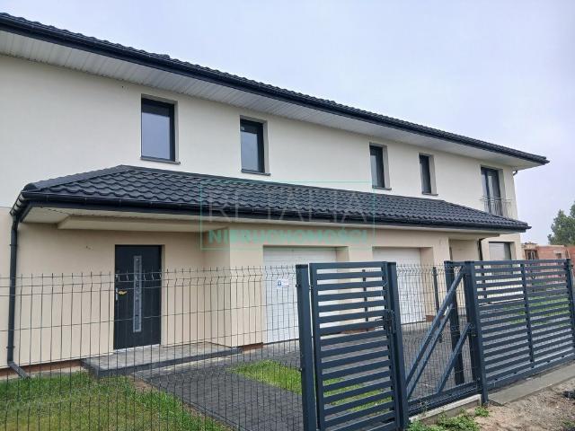 Sprzedam nowoczesny bliźniak 156 m² z garażem i ogrzewaniem podłogowym