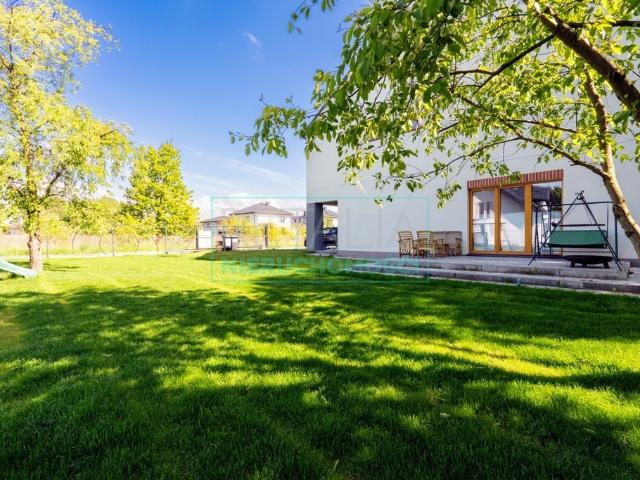 Nowoczesny dom bliźniak 180 m2, garaż, ogrzewanie podłogowe