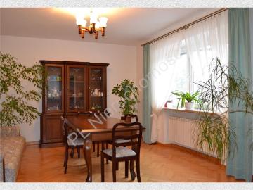 Przestronny dom 300 m2 na leśnej działce w Brwinowie