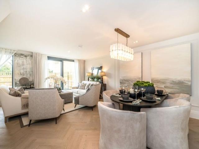 Bryanston Close, UB2, London