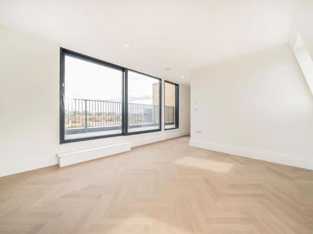 Bryanston Close, UB2, London