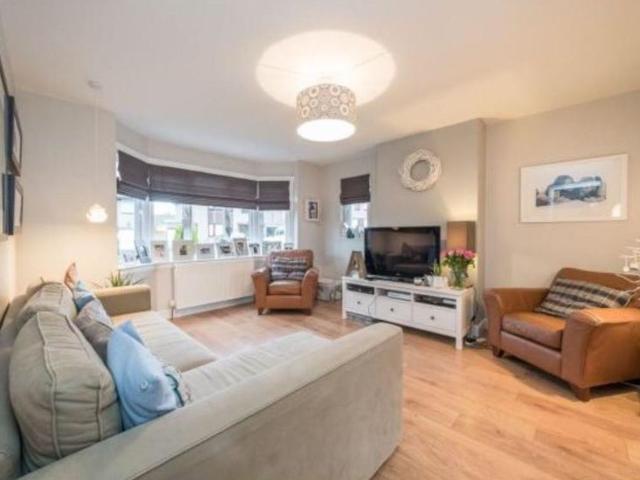 Bryce Road, Currie, Edinburgh EH14, 3 bed detached house to rent, £1,800 pcm | PrimeLocation
