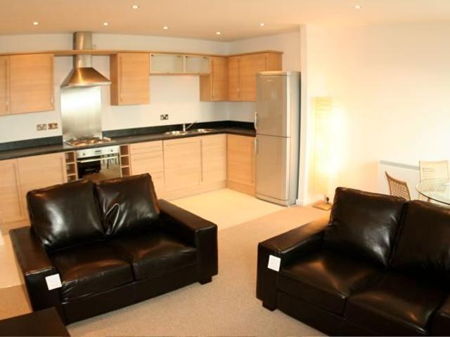 Bryers Court, Warrington WA2, 2 bed flat to rent, £875 pcm | PrimeLocation