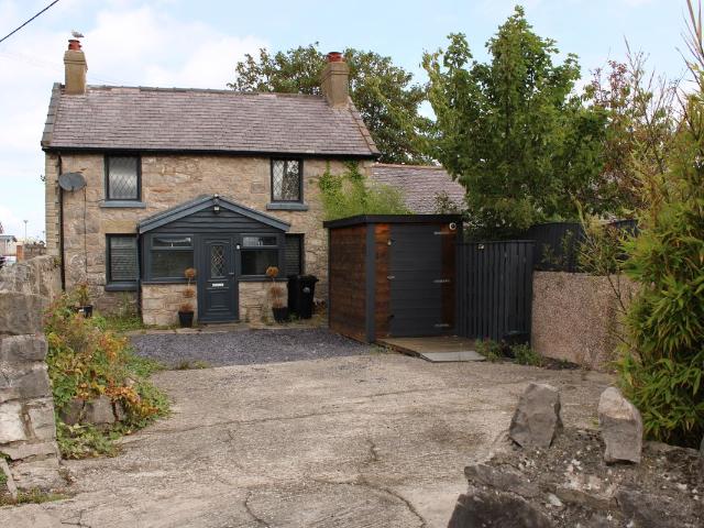 Bryn Road, Abergele LL22, 3 bed cottage to rent, £1,000 pcm | PrimeLocation