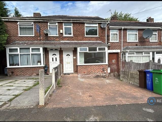 Brynorme Road, Manchester, M8 2 bed terraced house to rent £995 pcm £230 pw
