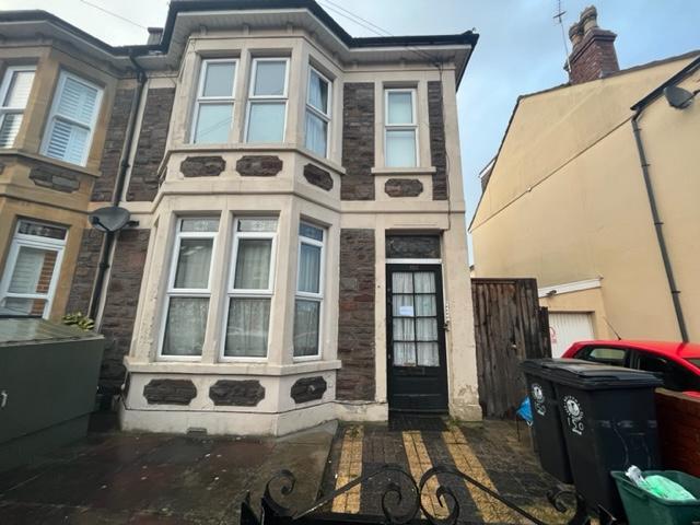Brynland Ave, Horfield, Bristol BS7 Studio to rent £650 pcm £150 pw