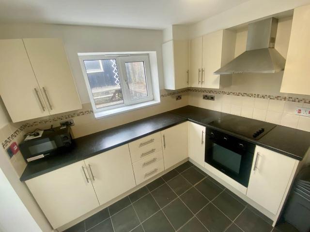Brynmill Avenue, Brynmill, Swansea SA2, 4 bed property to rent, £1,710 pcm | PrimeLocation