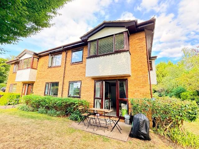 Bryntirion Court, Cheveley Road, Newmarket CB8, 2 bed flat to rent, £1,150 pcm | PrimeLocation