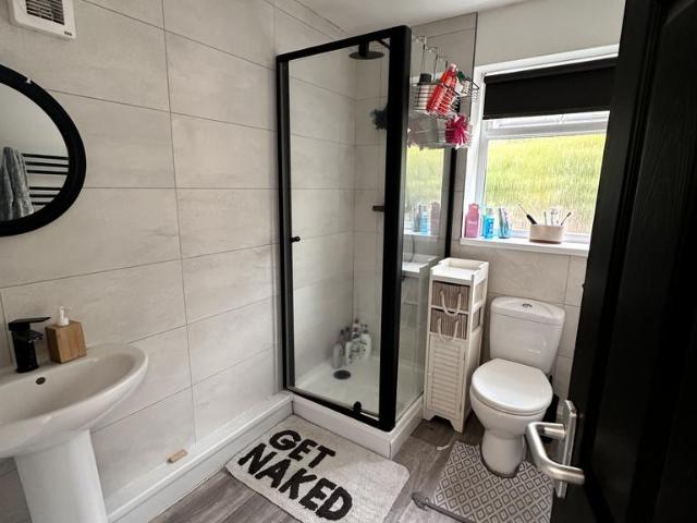 Brynymor Road, Swansea SA1 4 bed terraced house to rent £1,800 pcm £415 pw